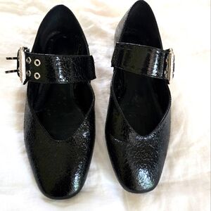 Zara Flats